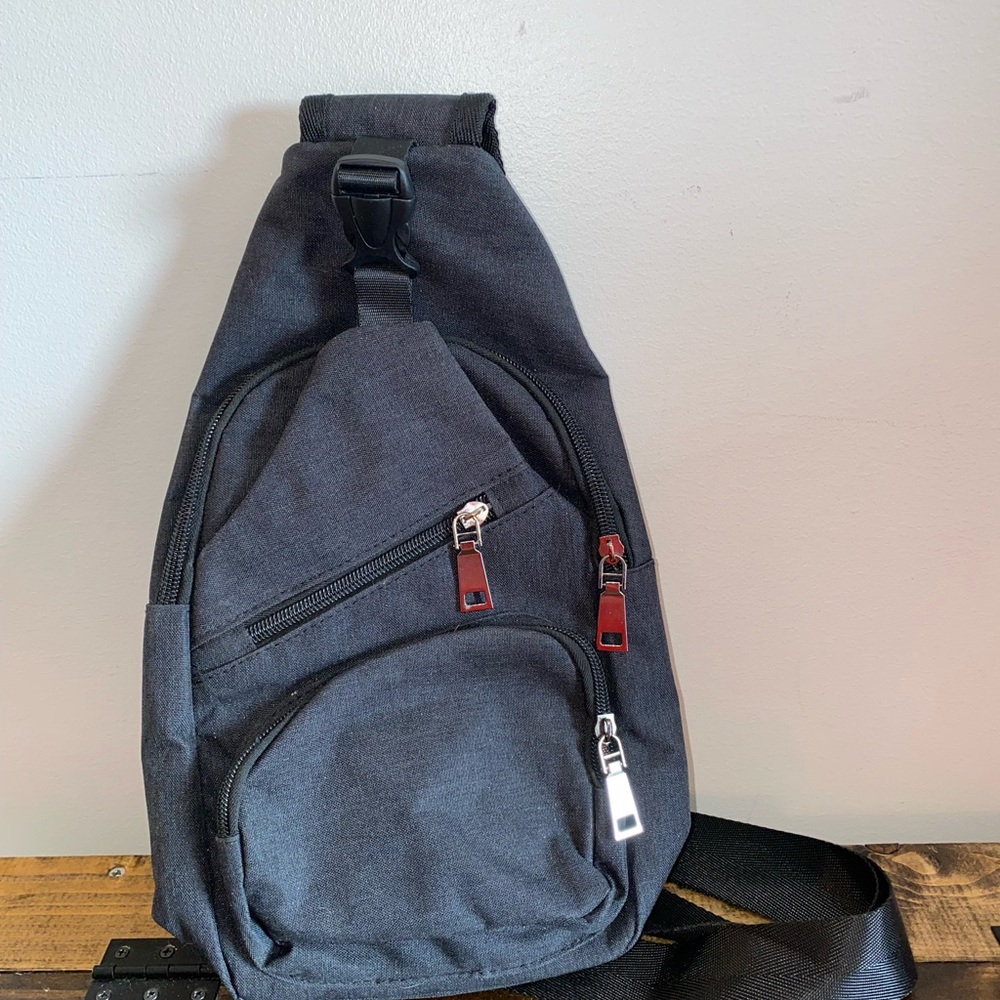 Gold Coast Black Grey Travel Messenger Bag NEW